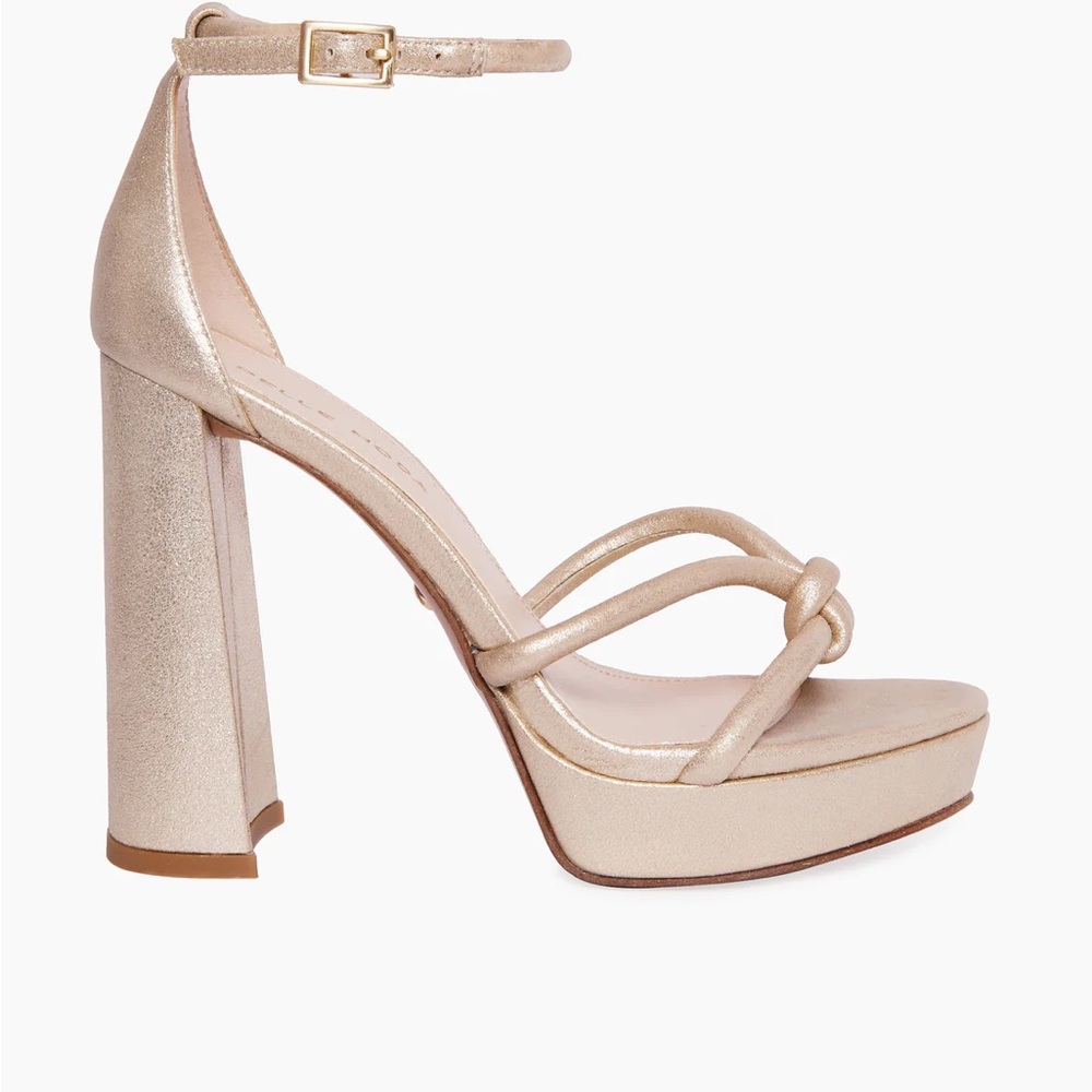 Elegant Gold Women's Platform Sandals